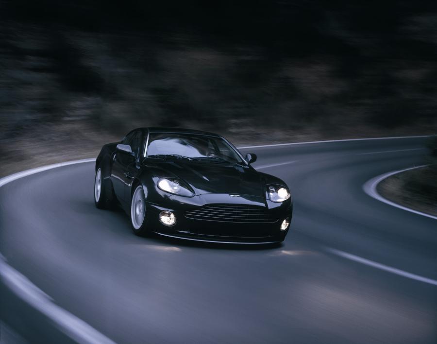  Aston Martin V12 Vanquish S 2004 года  (WW) (фото 11 из 16)